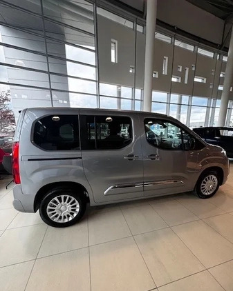 Toyota Proace City Verso cena 127100 przebieg: 5, rok produkcji 2024 z Lubniewice małe 56